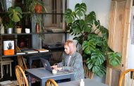 3 simple changes you can make at work for a more eco-friendly office