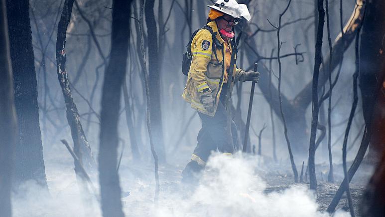 Winds fan ferocious fires in Australia's most populous state